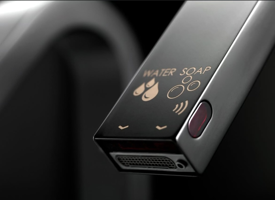 Touchless fixtures for commercial restrooms